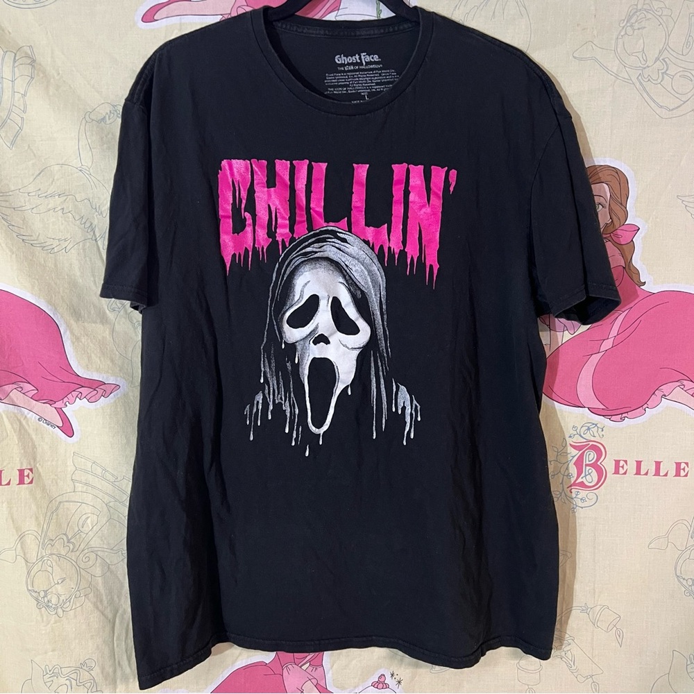 Ghost Face Black Chillin’ Halloween T-Shirt - Horror Icon